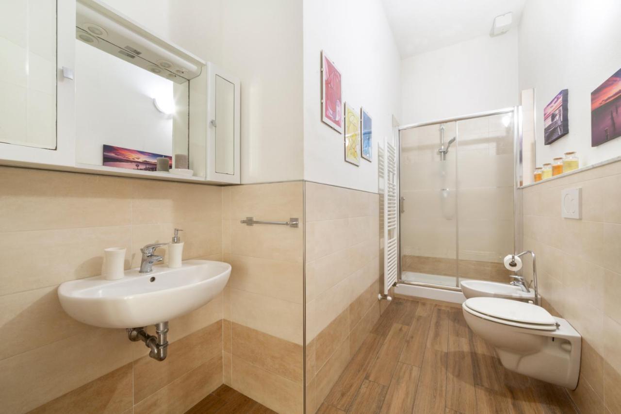 Stil Novo Flat Easy-walking From Station Apartment Florence